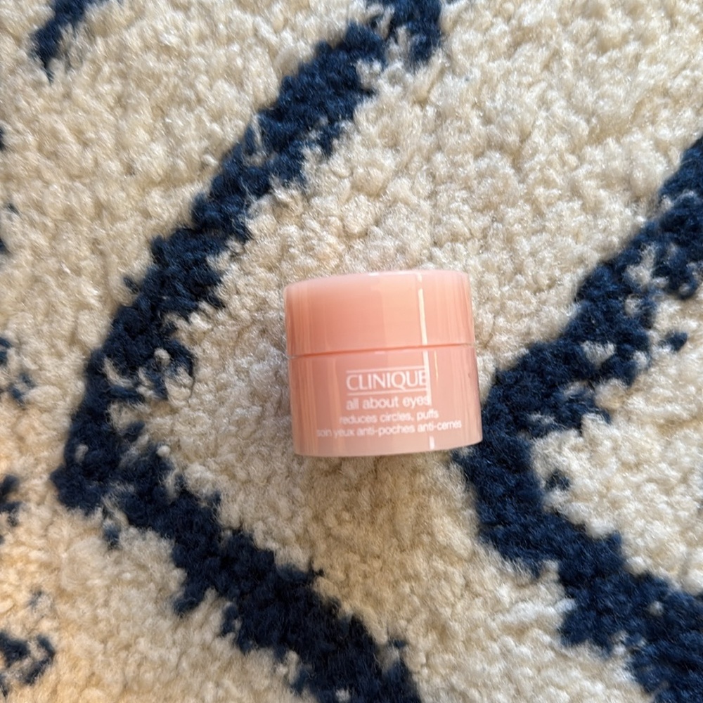 Clinique samples - Picture 5 of 5